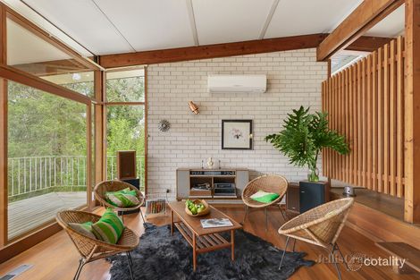 Property photo of 30 Koornong Crescent North Warrandyte VIC 3113
