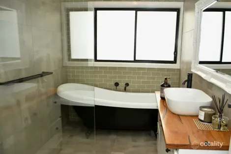 Property photo of 126 Forrest Street Ardeer VIC 3022