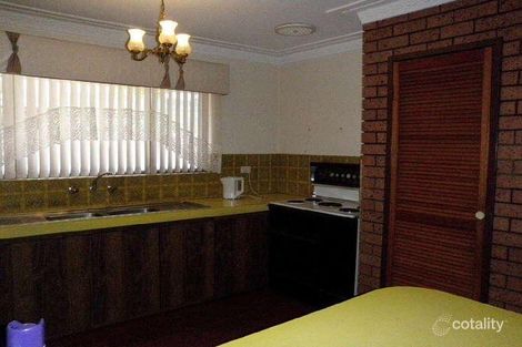 Property photo of 6 Huggins Road Thornlie WA 6108