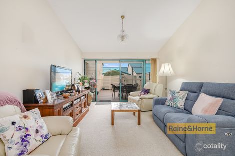 Property photo of 2/30 Bogan Road Booker Bay NSW 2257