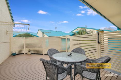 Property photo of 2/30 Bogan Road Booker Bay NSW 2257
