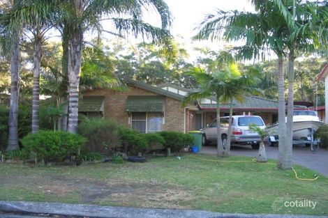 70 Albatross Ave, Hawks Nest, NSW 2324