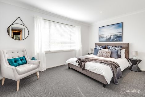 Property photo of 4 Maranoa Street Wyoming NSW 2250