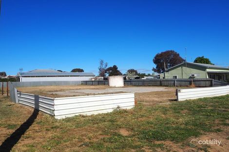 38 Davis Ave, Nhill, VIC 3418