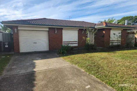 4 Spence Pl, St Helens Park, NSW 2560