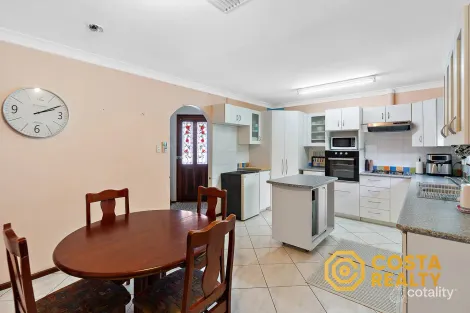 Property photo of 9 Kingston Place Midland WA 6056