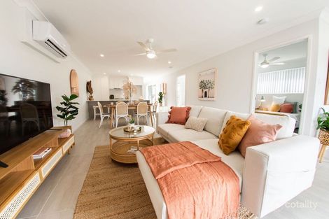 27 Amber Cct, Ripley, QLD 4306