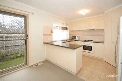Property photo of 2/3 Morshead Avenue Mount Waverley VIC 3149