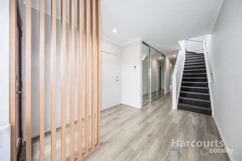 Property photo of 26 Chateau Promenade Deanside VIC 3336