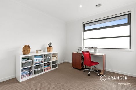 Property photo of 8 Windward Lane Safety Beach VIC 3936