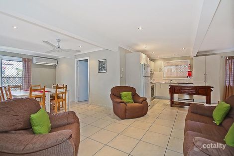Property photo of 100 Drayton Terrace Wynnum QLD 4178