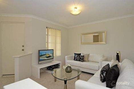 Property photo of 35 Shelduck Crescent Bennett Springs WA 6063