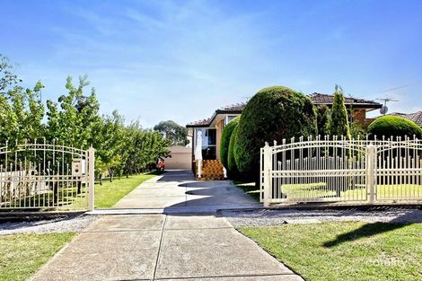 18 Cameron Ave, Altona Meadows, VIC 3028