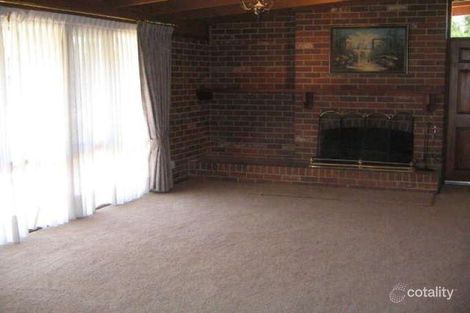 Property photo of 17 Pentland Court Glen Waverley VIC 3150