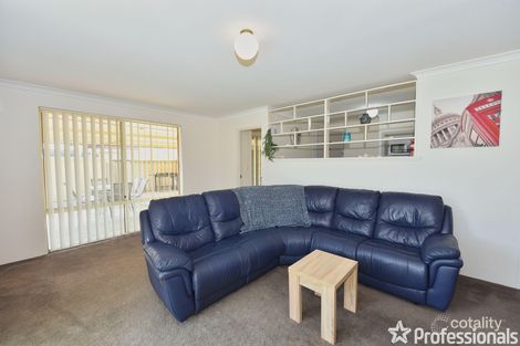 Property photo of 11 Varuna Way Waikiki WA 6169