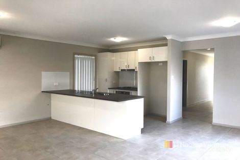 Property photo of 1 Evergreen Parade Woongarrah NSW 2259