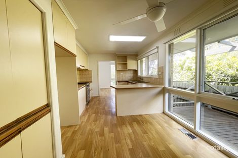 11 Banool Ave, Kilmore, VIC 3764