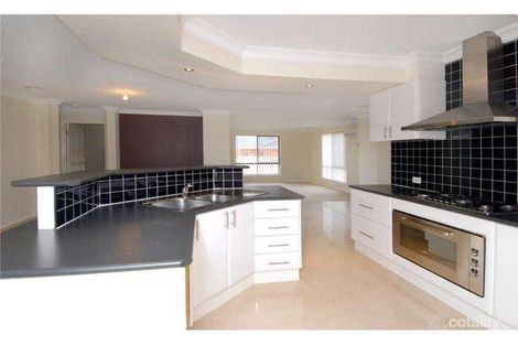 Property photo of 12 Lambert Court Taylors Hill VIC 3037