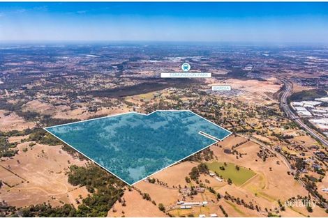 30 Denham Court Rd, Denham Court, NSW 2565