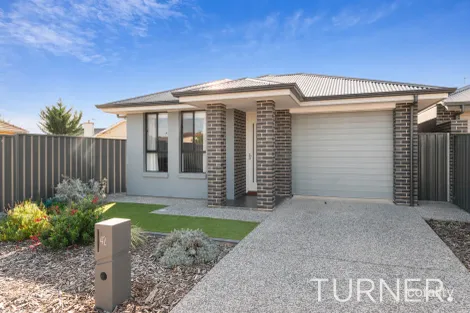 Property photo of 42 Lucerne Grove Findon SA 5023