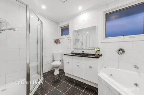 Property photo of 34 Pyne Street Caulfield VIC 3162
