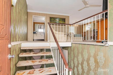 39 Salandra St, Mansfield, QLD 4122