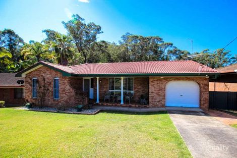 5 Harvie Dr, Boambee East, NSW 2452