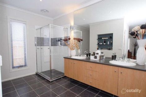 Property photo of 129 Fairway Drive Rowville VIC 3178