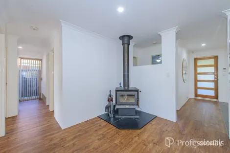 Property photo of 14 Pinea Turn Ellenbrook WA 6069