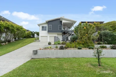 Property photo of 43 Sassafras Street Pottsville NSW 2489