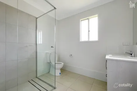 Property photo of 73 Frederick Circuit Eli Waters QLD 4655