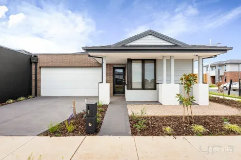 11 Withers St, Mambourin, VIC 3024