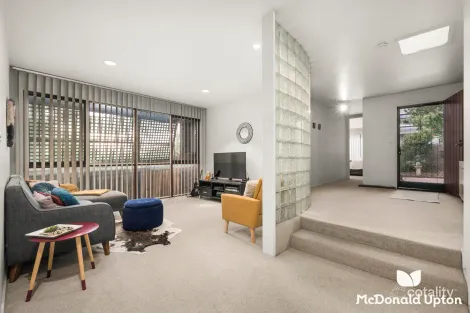 Property photo of 19 Jacka Street Essendon VIC 3040