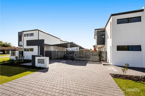 Property photo of 2/213 Fisher Street Cloverdale WA 6105