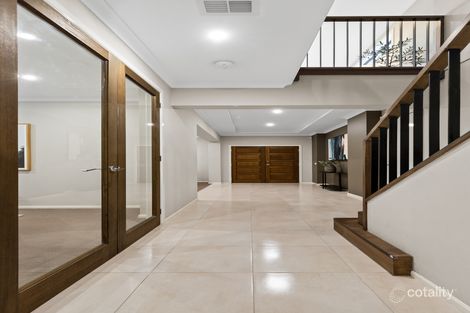 Property photo of 28 Burnham Crescent Keysborough VIC 3173