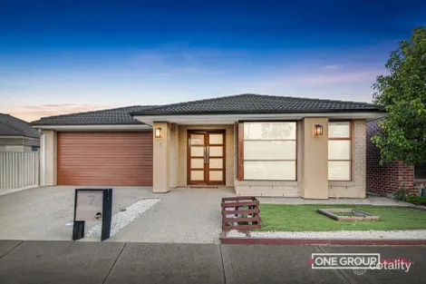 Property photo of 7 Charnwood Street Mickleham VIC 3064