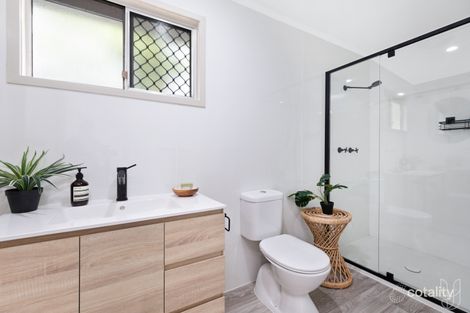 Property photo of 37 Daniel Street Koongal QLD 4701