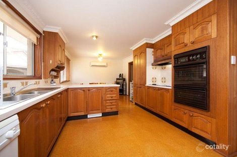 Property photo of 39 Handcock Crescent Macgregor ACT 2615