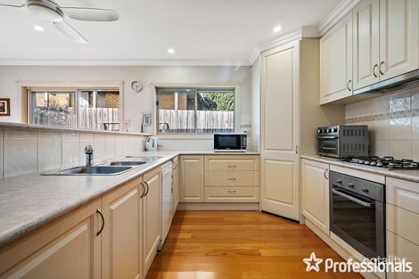 Property photo of 34 Andrew Street Mooroolbark VIC 3138