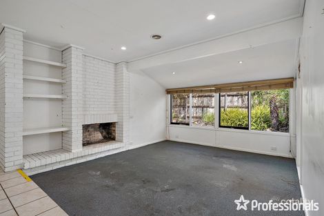 Property photo of 12 Highpoint Avenue Mooroolbark VIC 3138