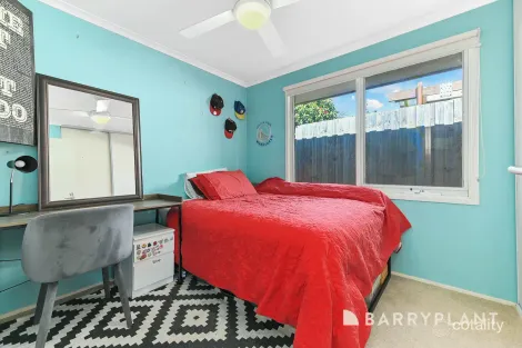 Property photo of 32 Ashfield Drive Berwick VIC 3806