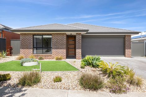 37 Quail Dr, Lara, VIC 3212