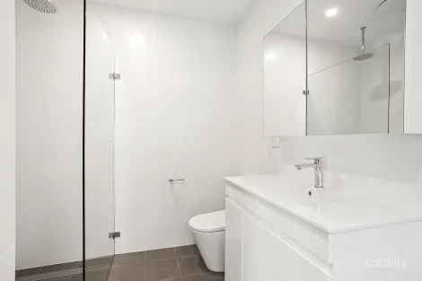 Property photo of 2/8 Cordeaux Road Figtree NSW 2525