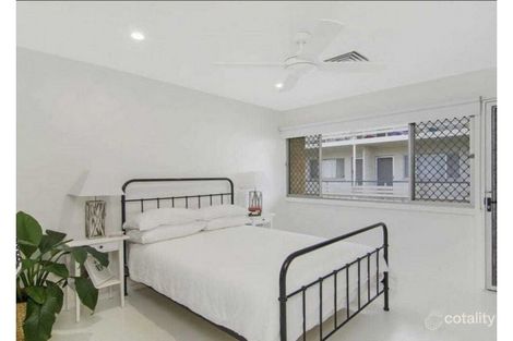 Property photo of 3/802 Pacific Parade Currumbin QLD 4223