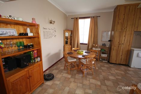 Property photo of 24 Edwin Street Dubbo NSW 2830