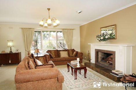 Property photo of 40 Outlook Drive Berwick VIC 3806
