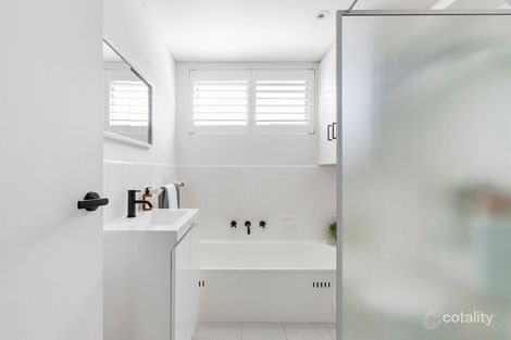Property photo of 5/28 Cassia Street Dee Why NSW 2099
