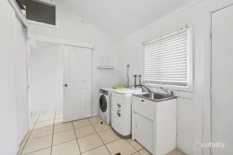 Property photo of 36 Illuta Street Rasmussen QLD 4815