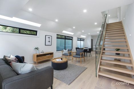 Property photo of 1/6A Ruabon Road Toorak VIC 3142