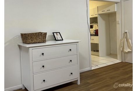 1958 Gold Coast Hwy, Miami, QLD 4220